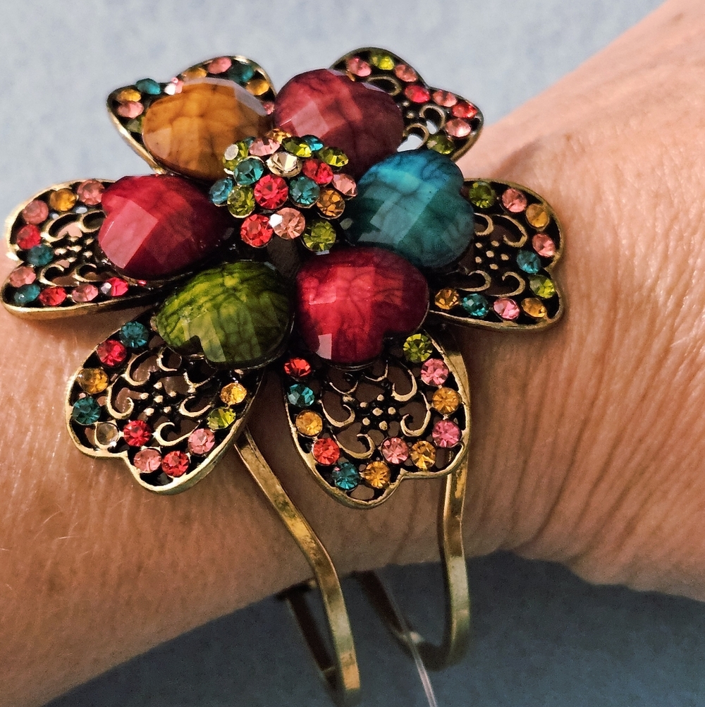NWT VTG Christina Collection Multicolor Rhinestone Flower Hinge Cuff Bracelet